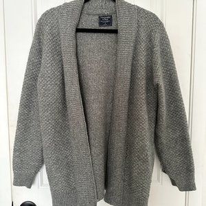 Abercrombie & Fitch Knit Grey Cardigan
